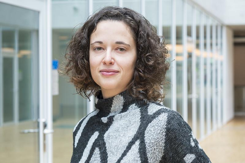 Núria Sánchez Mira, autora de Trabajo y hogar